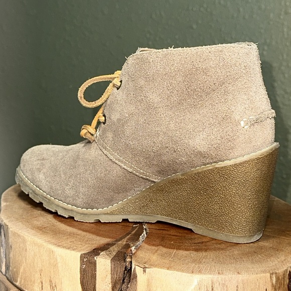 SPERRY Top-Sider Women's Stella Prow Ankle Bootie - Picture 8 of 16